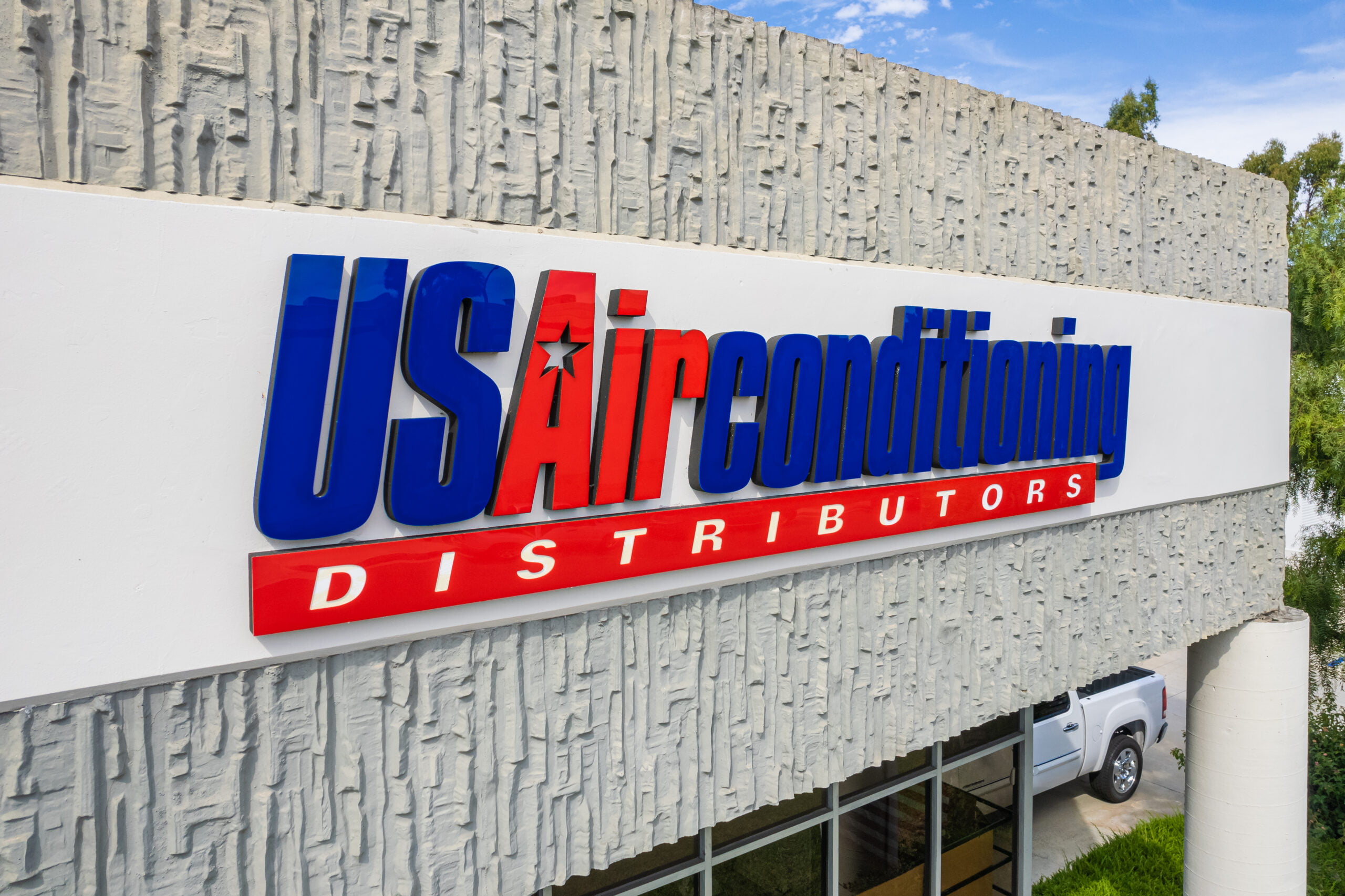 US Air Conditioning Distributors Torrance Sign